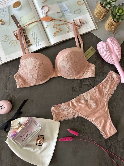 Комплект білизни від Intimissimi, різні моделі