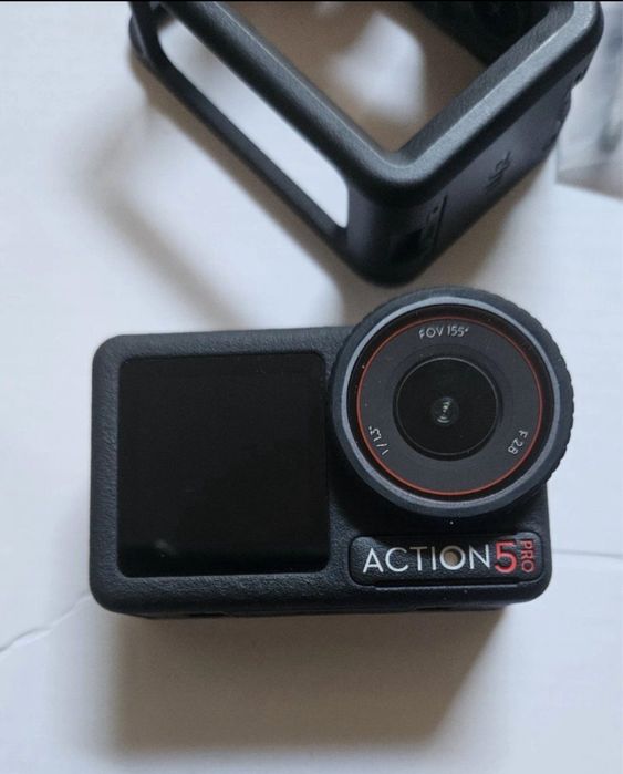 Екщн камера DJI Osmo Action 5 Pro Adventure Combo
