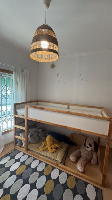 Cama crianca ikea - como nova com colchão