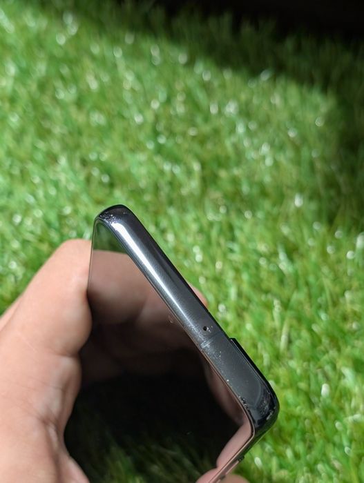 Уцінка Samsung galaxy S22 8/128GB (19703) Neverlock