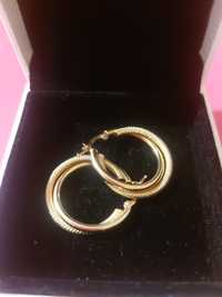 Серьги кольца из желтого золота 585 пробы.