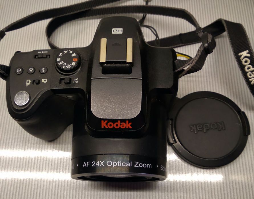 Ультразум камера Kodak EasyShare Z980.