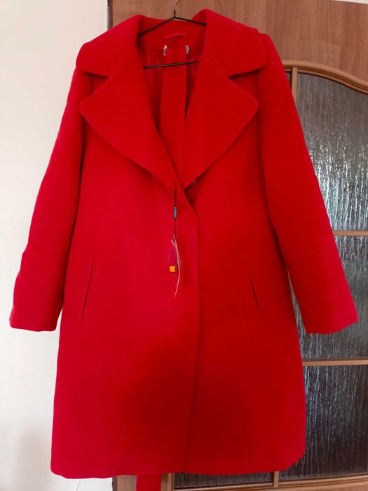 Zimowy, wełniany płaszcz damski
