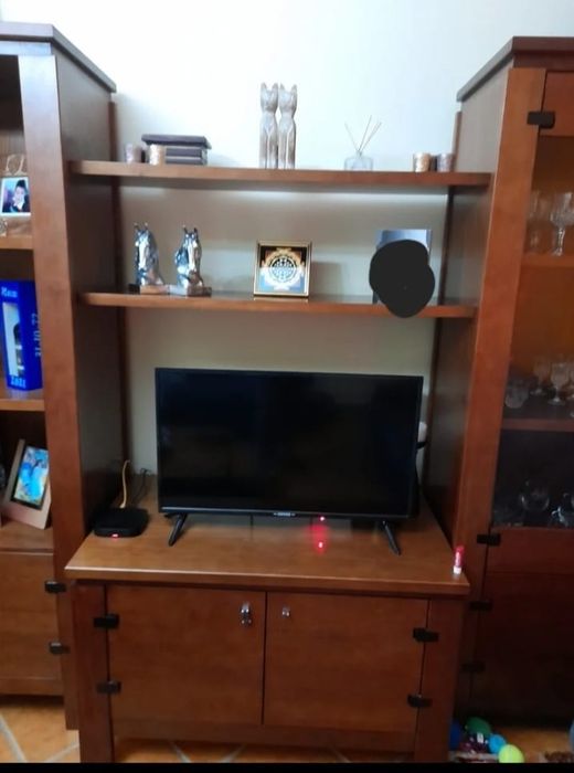 Móvel de sala em carvalho