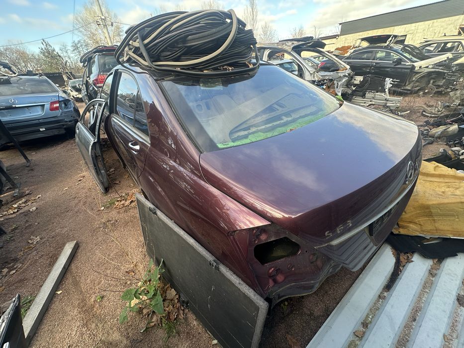 Mercedes S63 AMG W221 6.3 2008 року лонг червоний