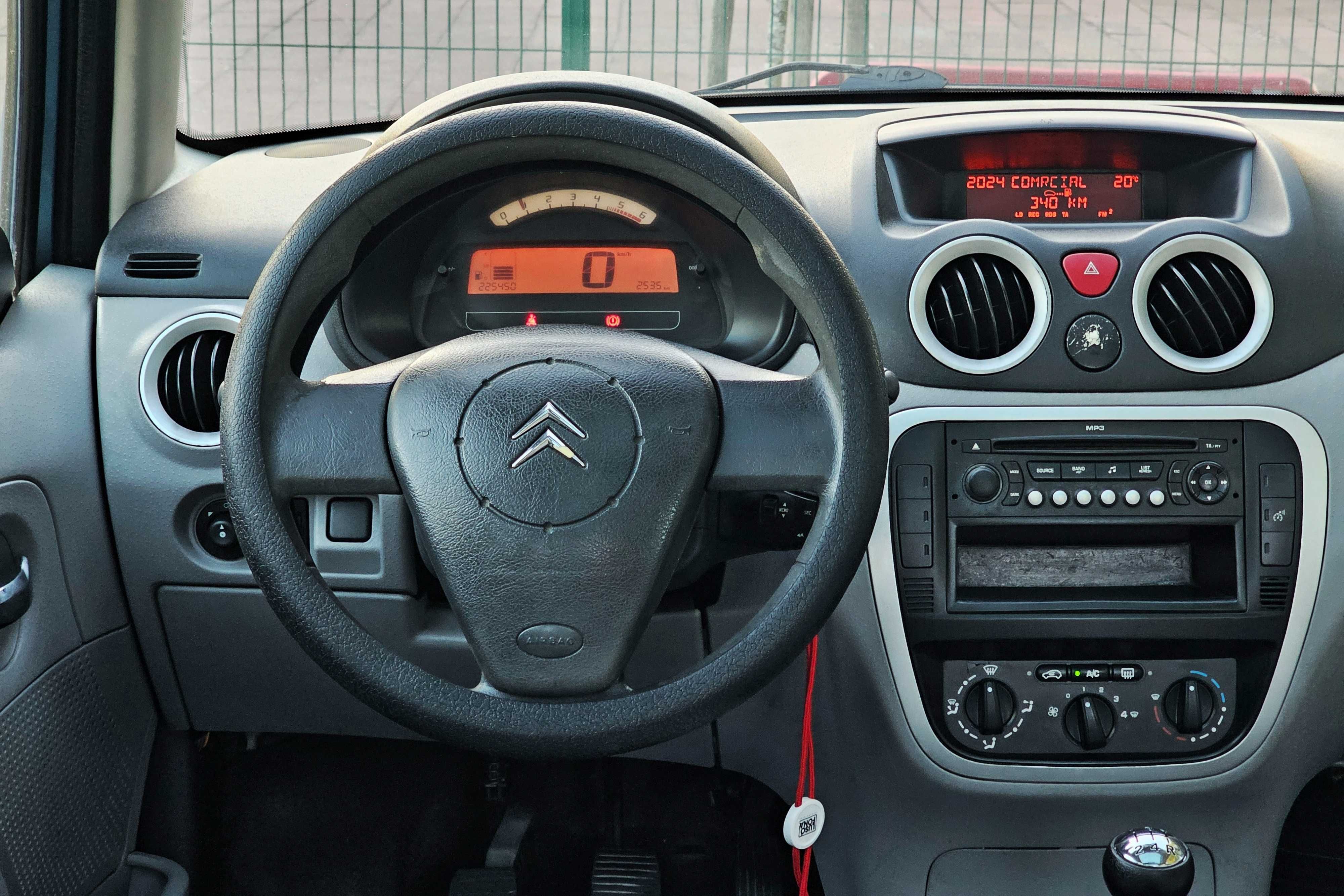Citroën C3 | 1.4 HDI / Nacional - Tecto Abrir Panorâmico - AC | 1 Dono