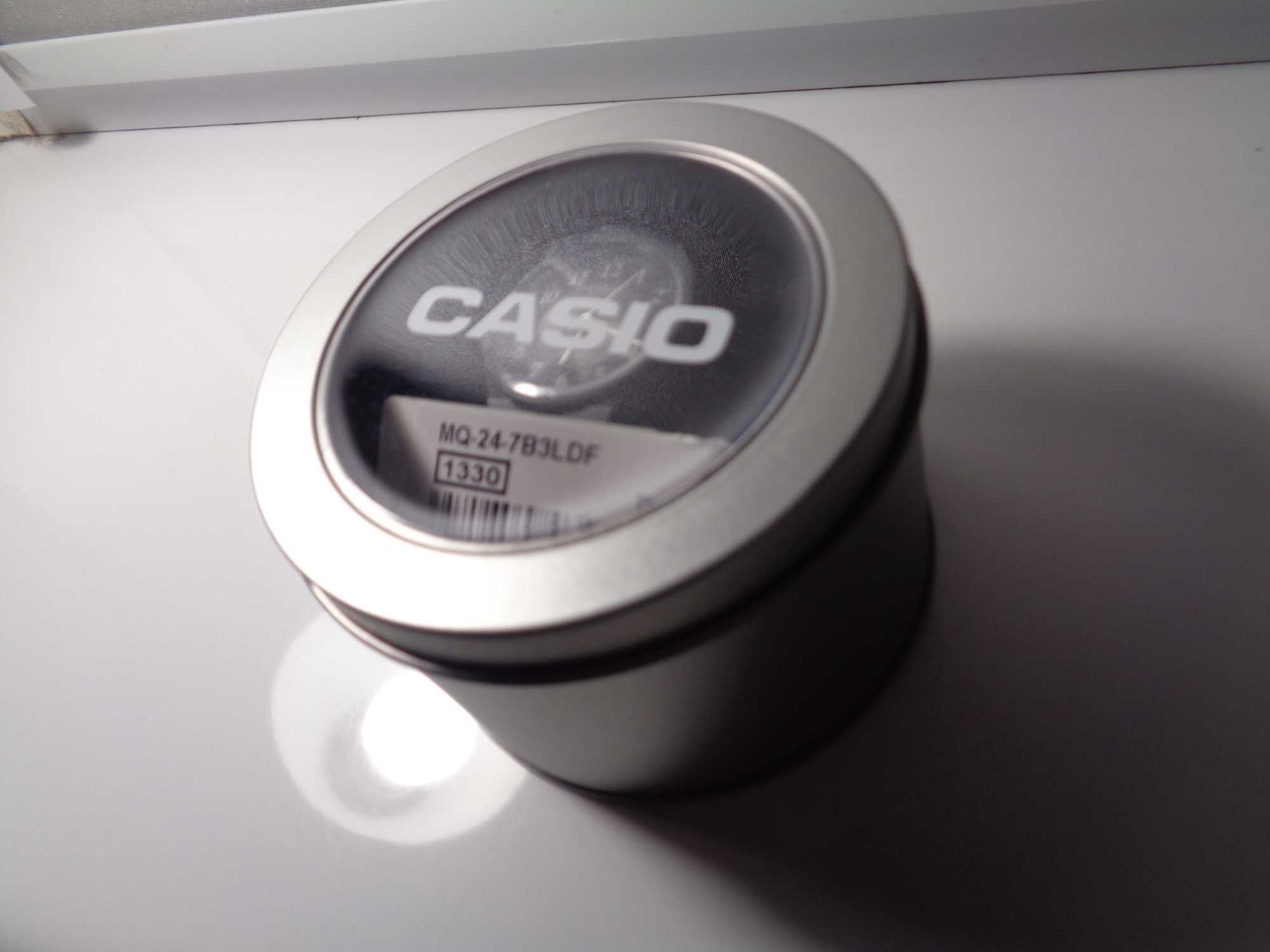 Zegarek męski Casio MQ-24-1B3, nowy
