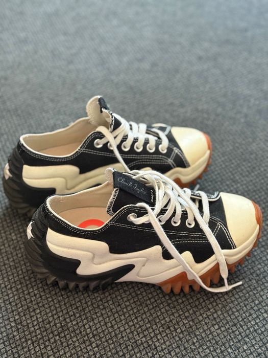 Converse Run Star Motion