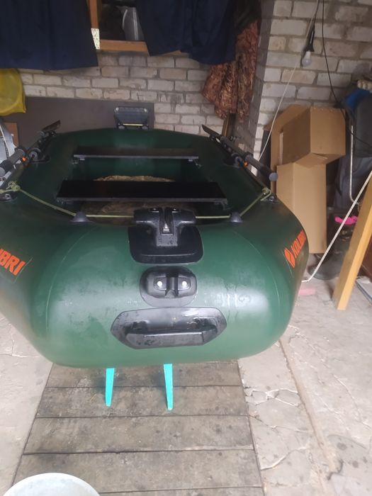 Продам лодку ПВХ Колибри