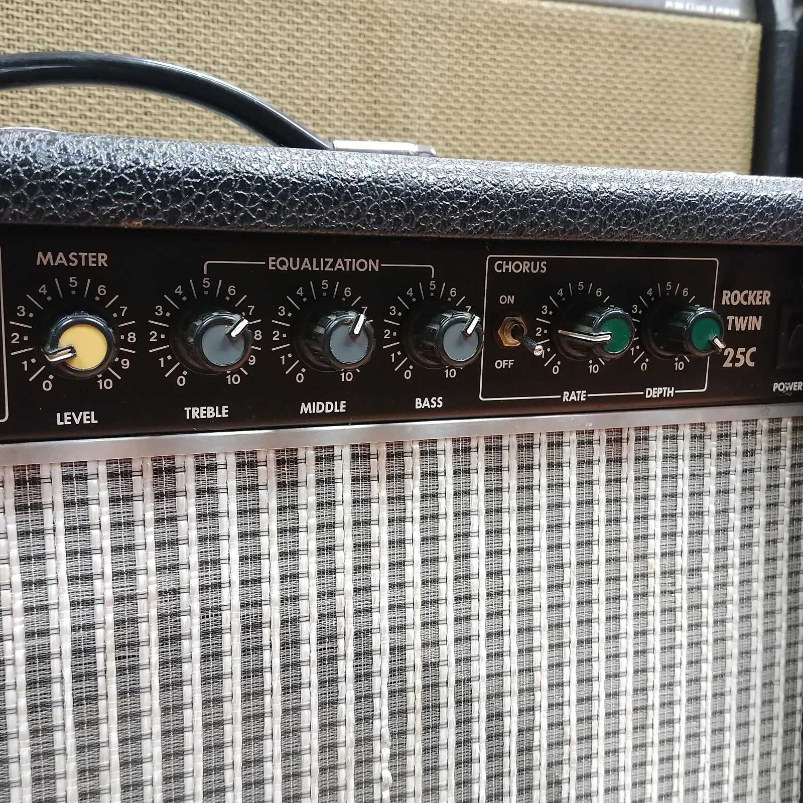 Ross Rocker Twin 25C Amplifier