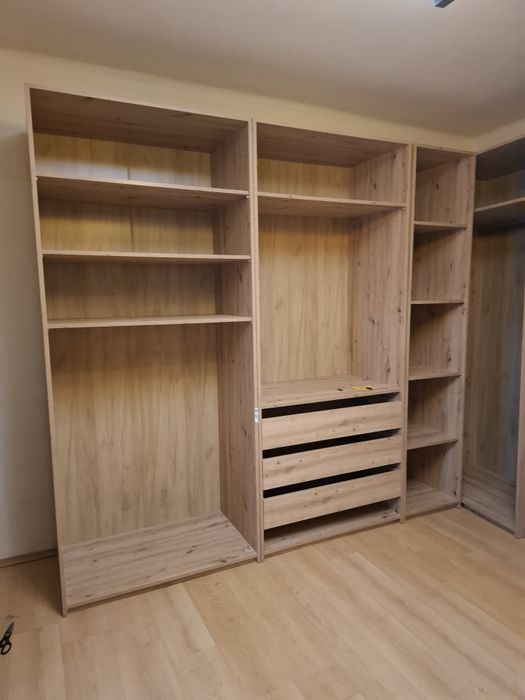 Składanie i montaż mebli