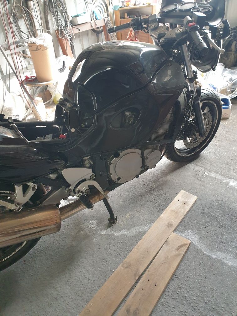 Suzuk Katana GSXF  750 F  maly przebieg