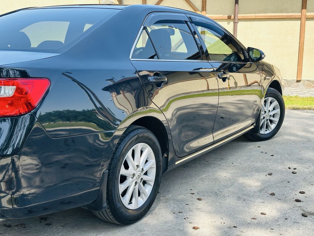 Toyota Camry идеал Не крашена
