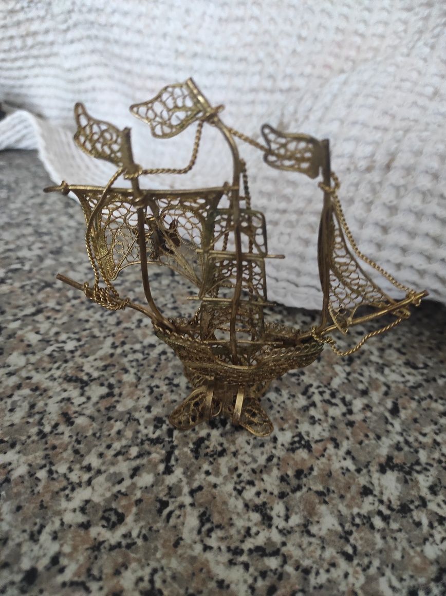 Caravela em filigrana