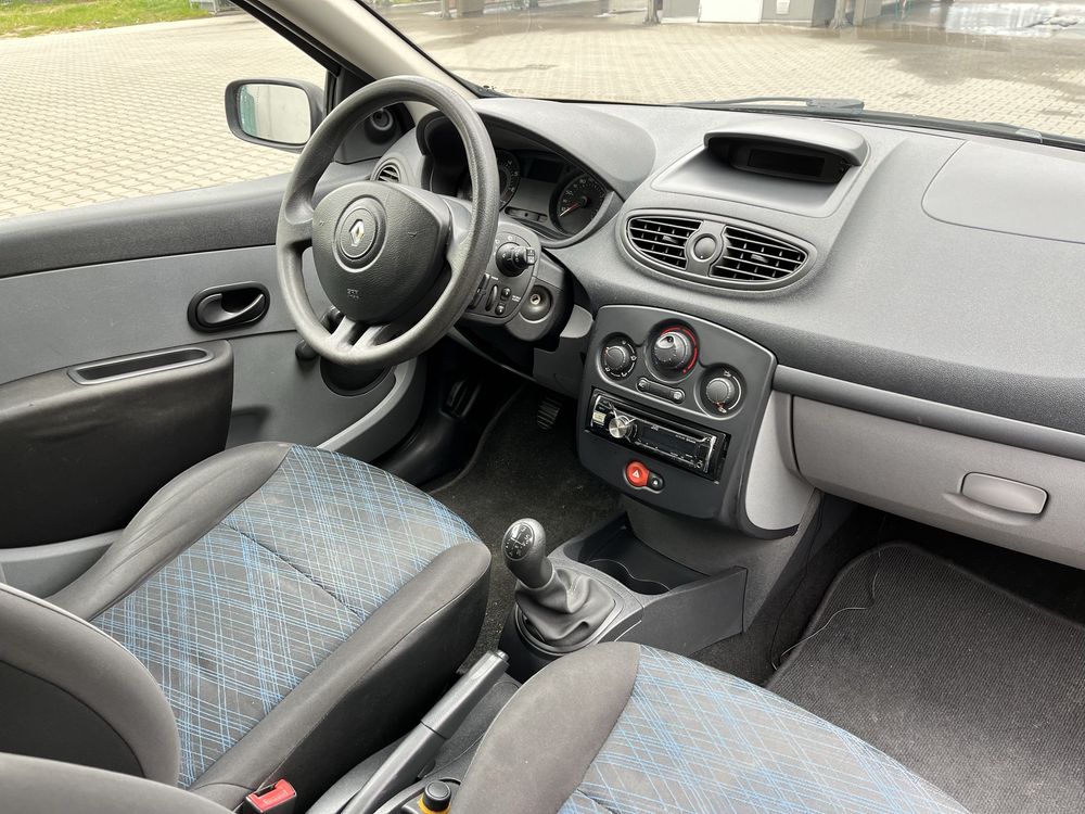 Ranault clio 1,2 benzyna