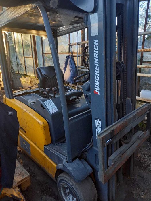 Wózek widłowy elektryczny Jungheinrich EFG-DF 18
