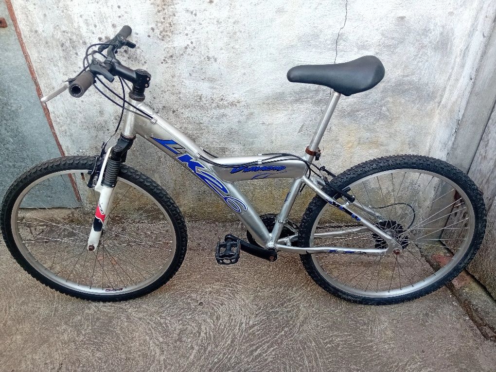 Bicicleta 26 alumínio