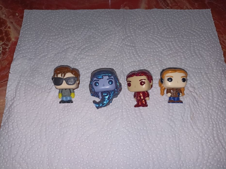 Kinder Joy stranger things