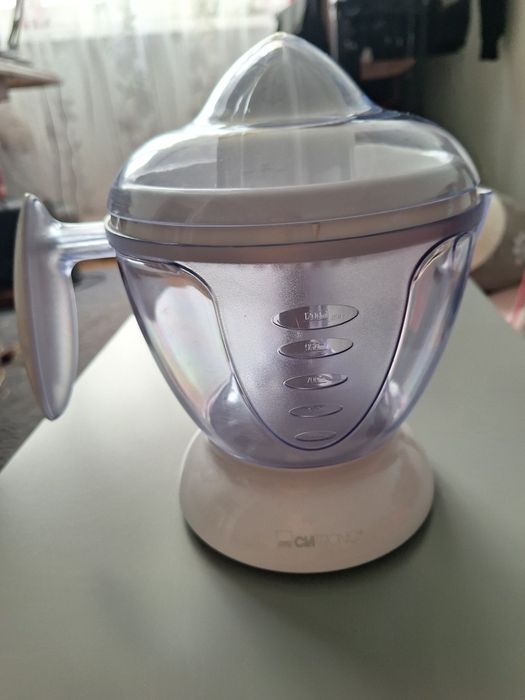 Elektryczna wyciskarka owoców cytrusowych Clatronic,  nieużywana