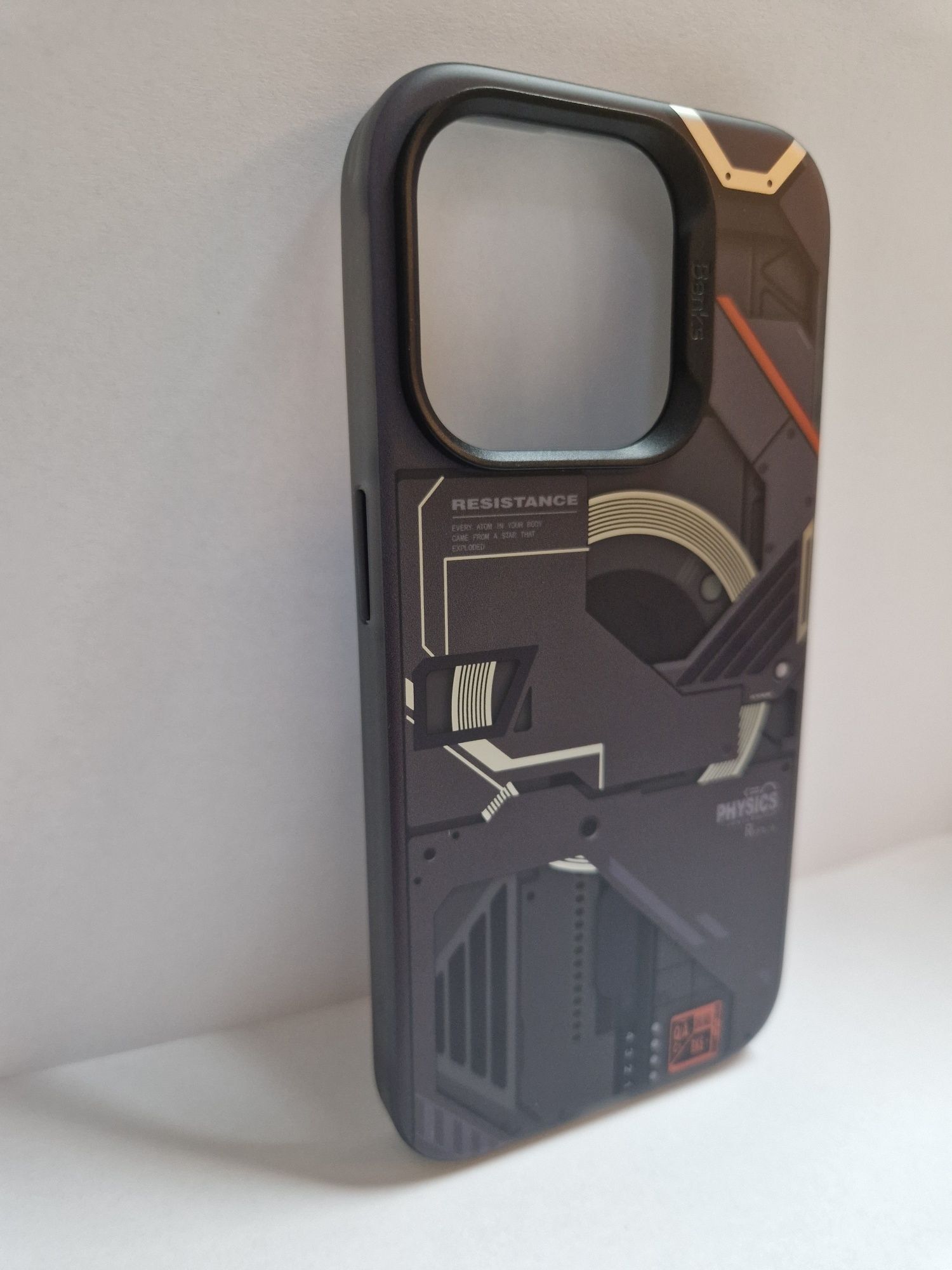 Benks Etui Magnetic Mecha Series do Iphone 15 Pro Max czarny