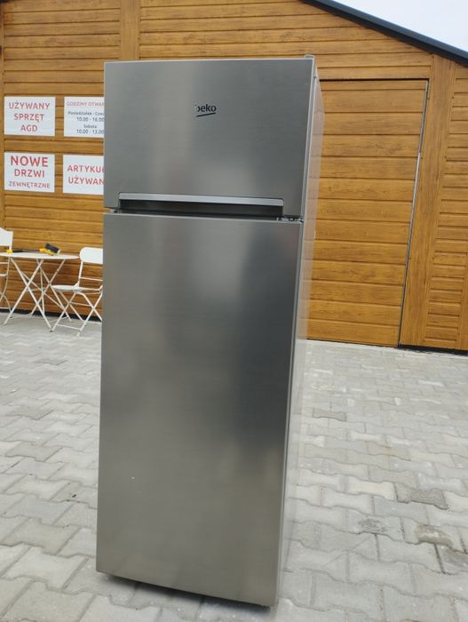 Lodówko zamrażarka Beko srebrna 145 cm