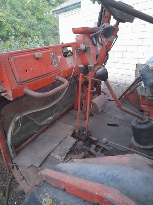 Продам трактор Т 16, на ходу