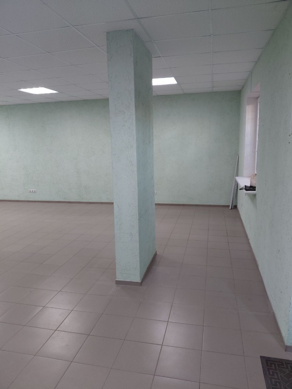 Оренда  Фасадного  цокольного приміщення.55м,Вишневе  Л.Українки 21