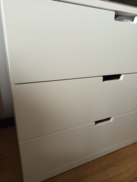 Sprzedam komodę Ikea 6 szuflad kolor biały