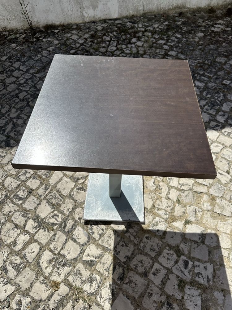 Mesa de cozinha 60x60