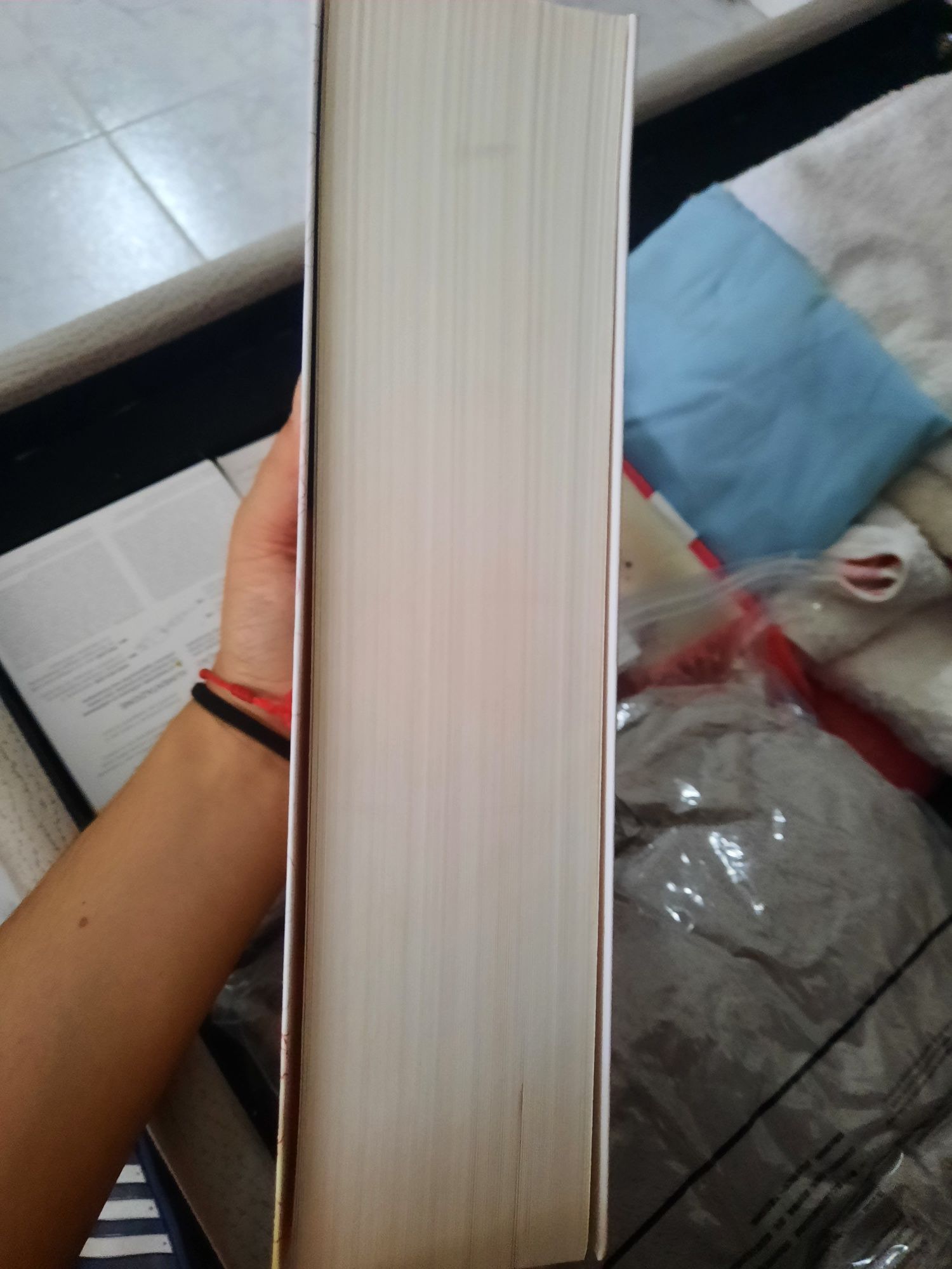 Livro CONFIA EM MIM de Lesley Pearse