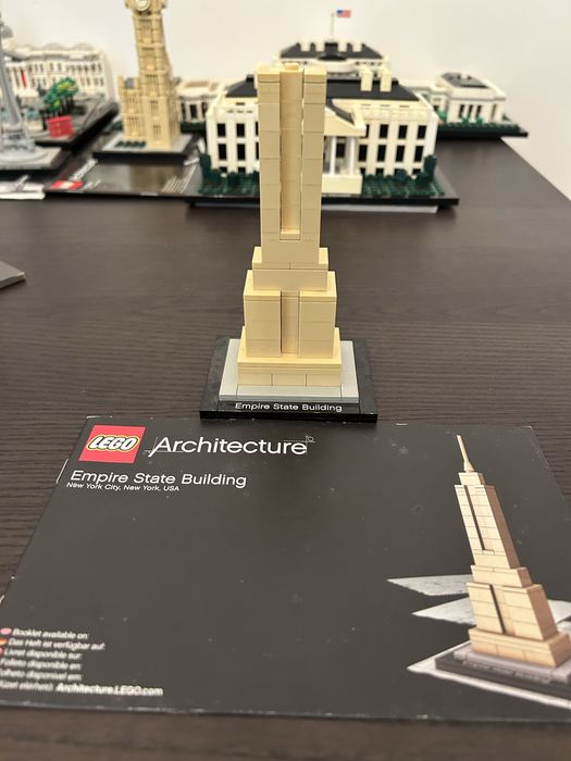 Lego Arquitetura 21002 - Empire State Building