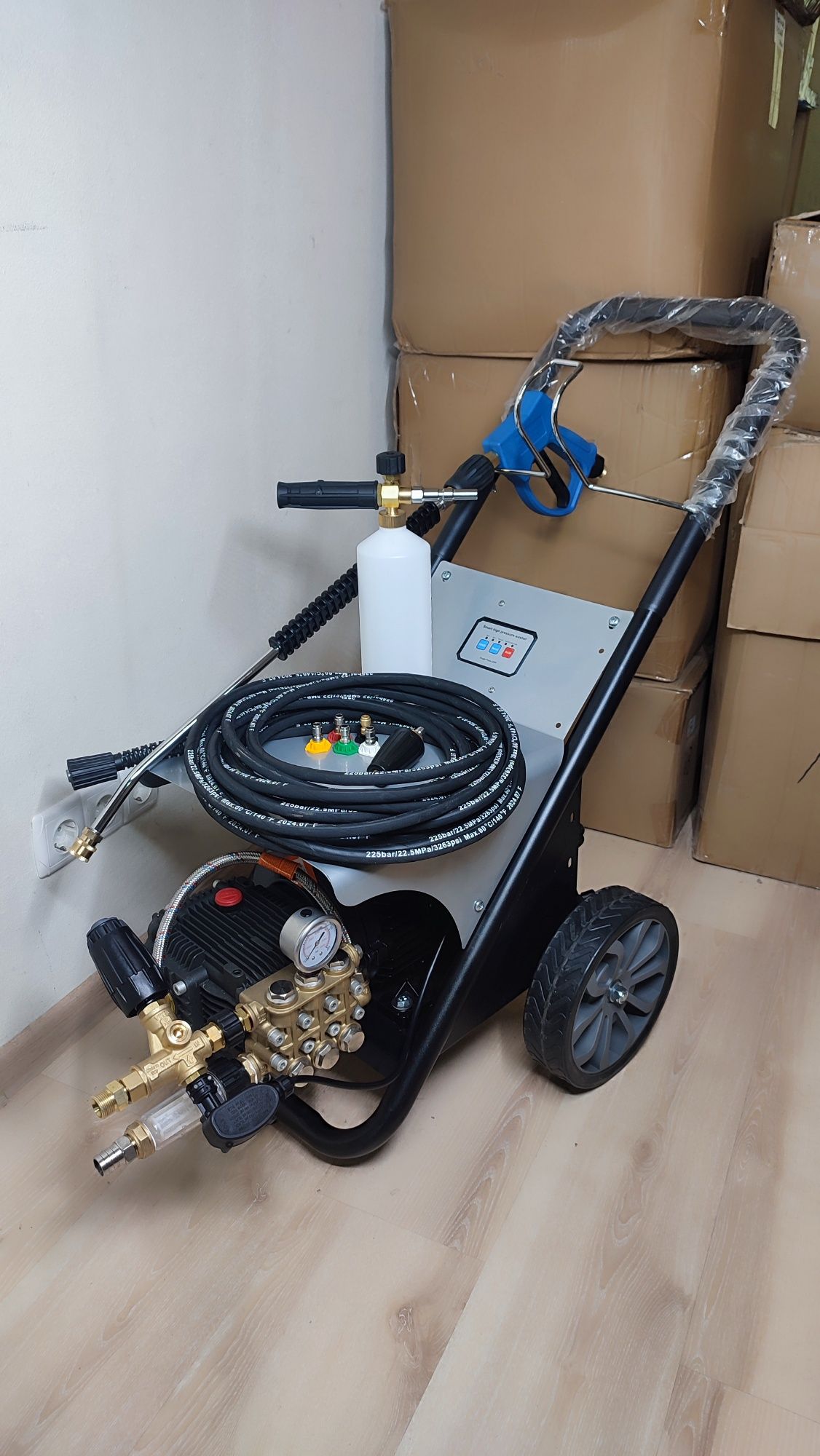 Мийка високого тиску 220вольт, мінімийка керхер. Karcher мойка