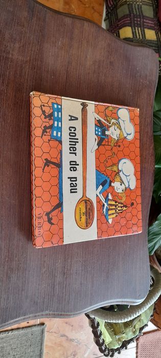 Livro de receitas antigo- A colher de pau