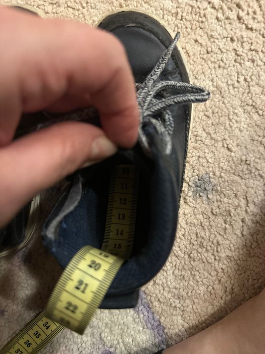 Дитяче взуття віддам за все 500 грн