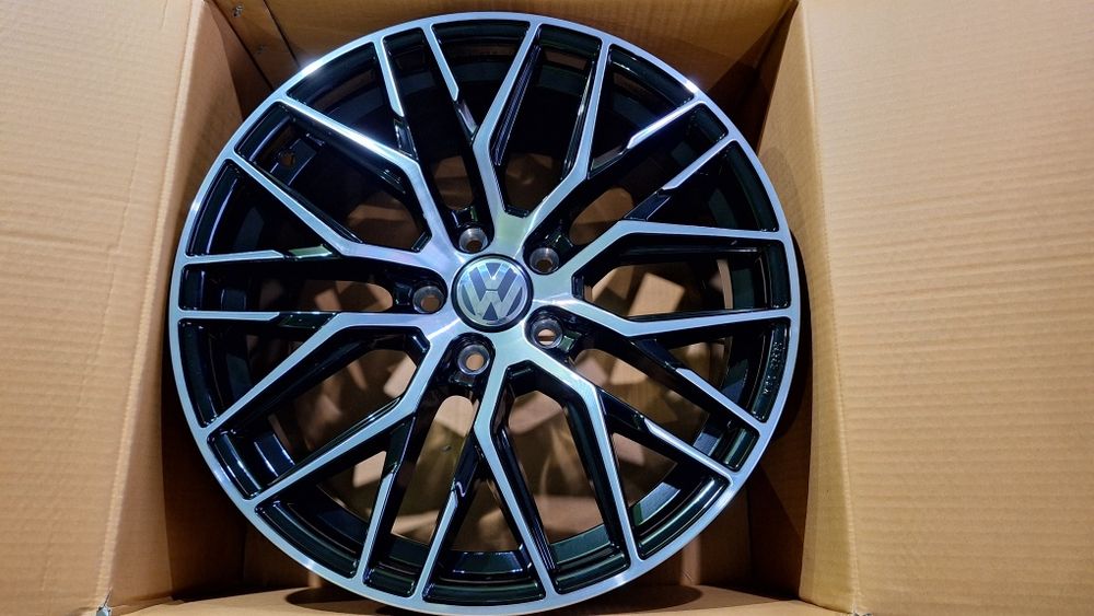 Nowe Alufelgi 5x112 R18 Audi A3 A4 A5 A6 Vw Golf VII Caddy Skoda Octav