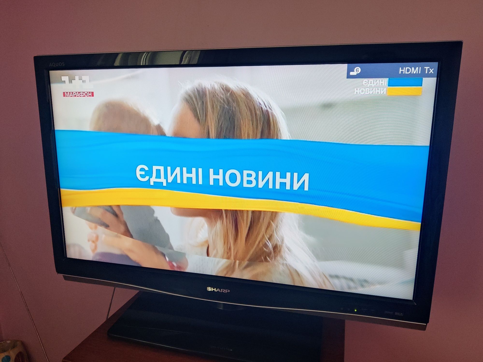 SHARP 37" телевізор з Німеччини