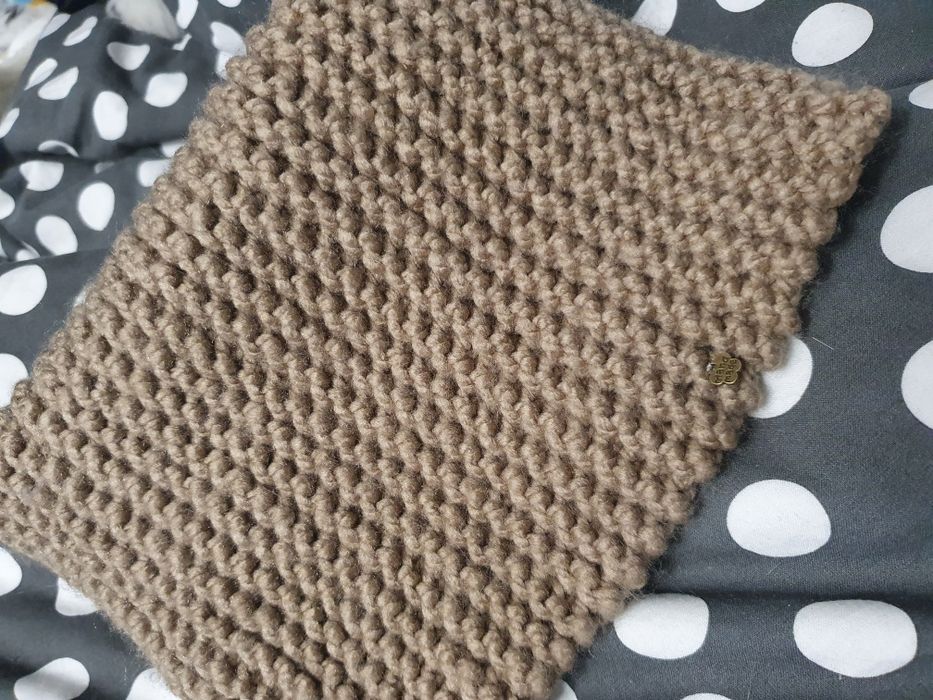 Miękki ciepły zimowy komin otulacz handmade beżowy gruby