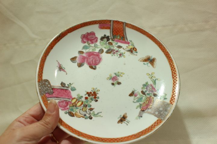 Prato Porcelana Chinesa Quianglong XX Família Rosa 21 cm