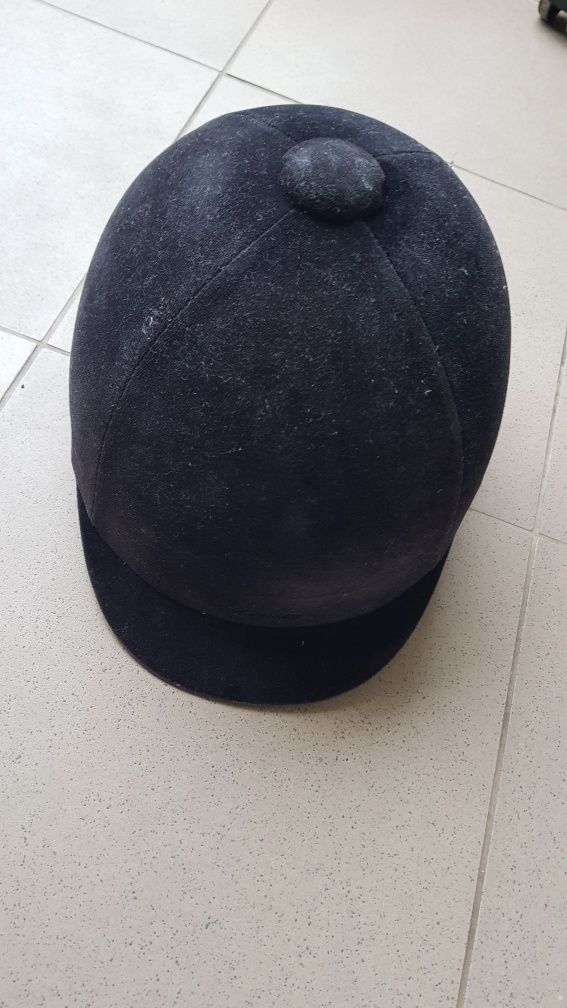 Kask jeździecki Fouganza 140 57cm