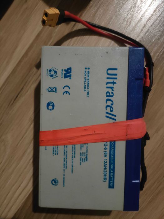 Sprzedam komplet akumulatorów