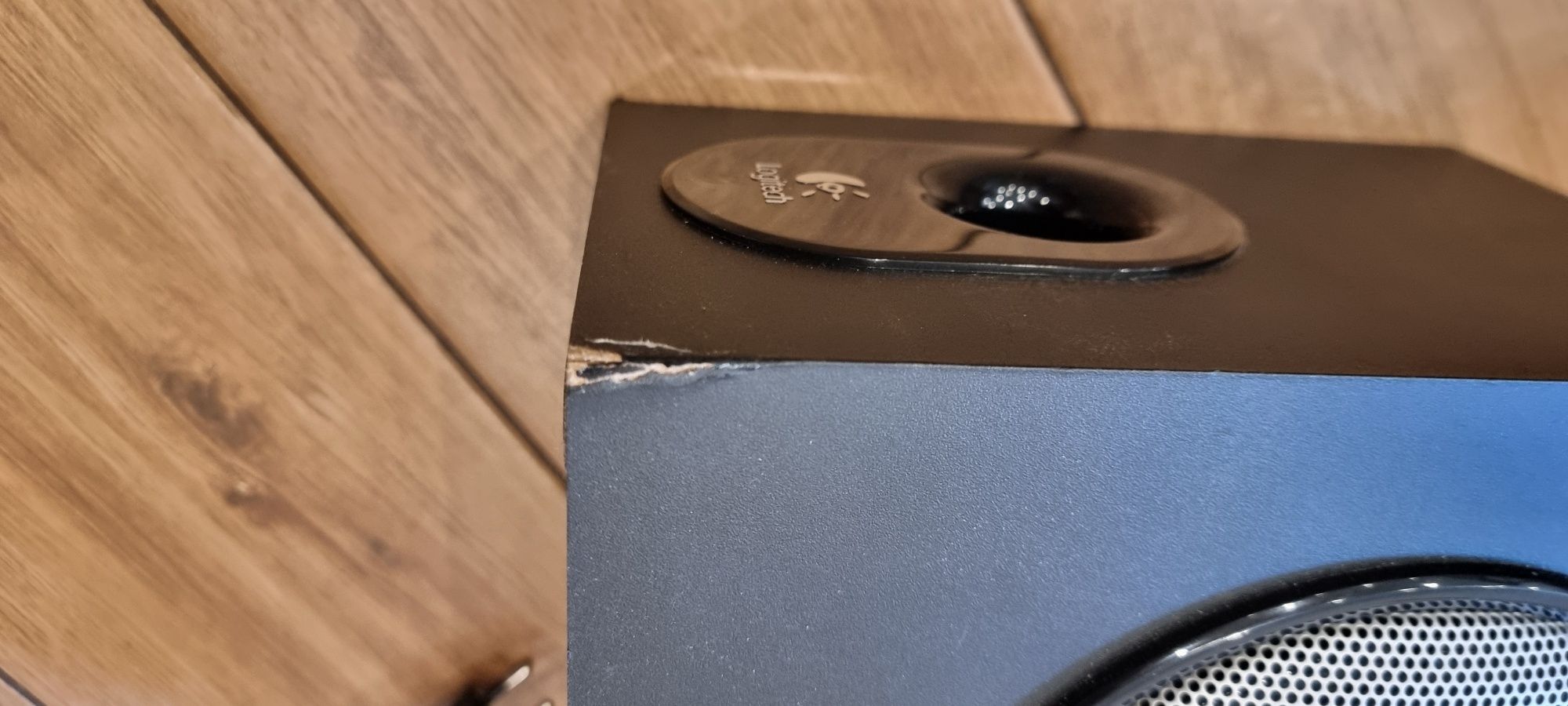Zestaw 2  głosników subufer Logitech x 230