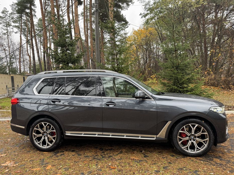 BMW X7 як новий не фарбований
