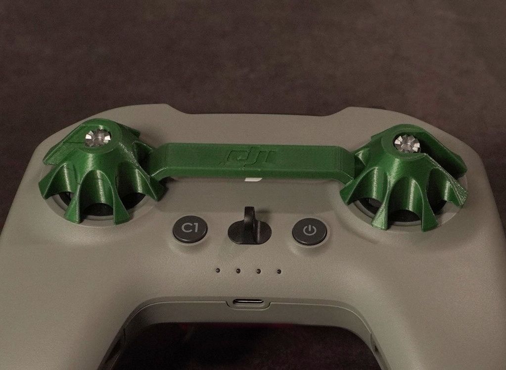 DJI FPV - Remote Controller 2 / Remote Controller 3 wydruk na gimbala