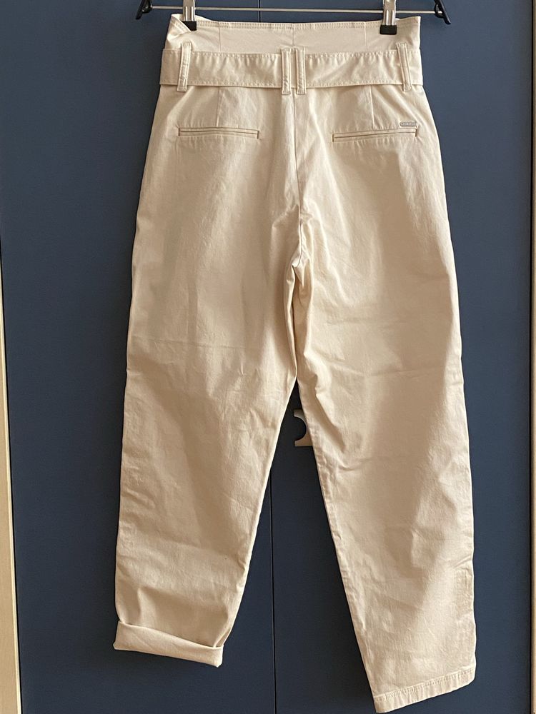 Bawełniane spodnie Calvin Klein r.36
