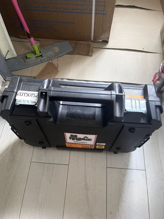 Шуруповерт ударний акумуляторний DeWalt DCD85MM1T