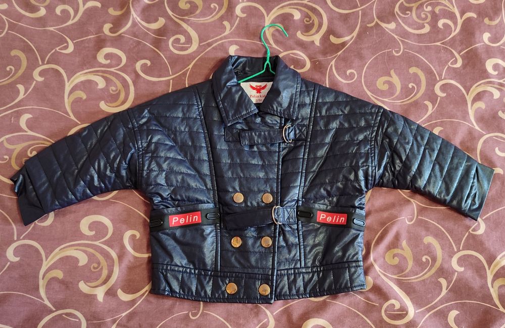 Курточка на дівчинку 2-4 років