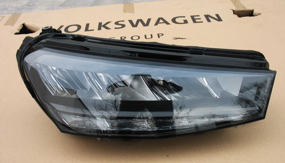 Skoda Fabia 4 IV Lampa Full Led Prawa przód oryginał UE opis