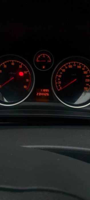 Продам автомобіль Опель Zafira