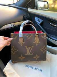 сумочка Louis Vuitton  Premium Двостороння 

Є QR код та номер