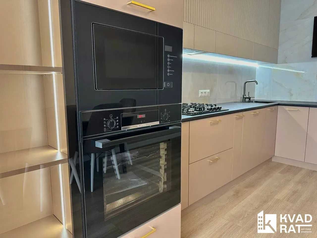 Продаж стильної 2 кімнатної квартири з ремонтом, меблями та технікою